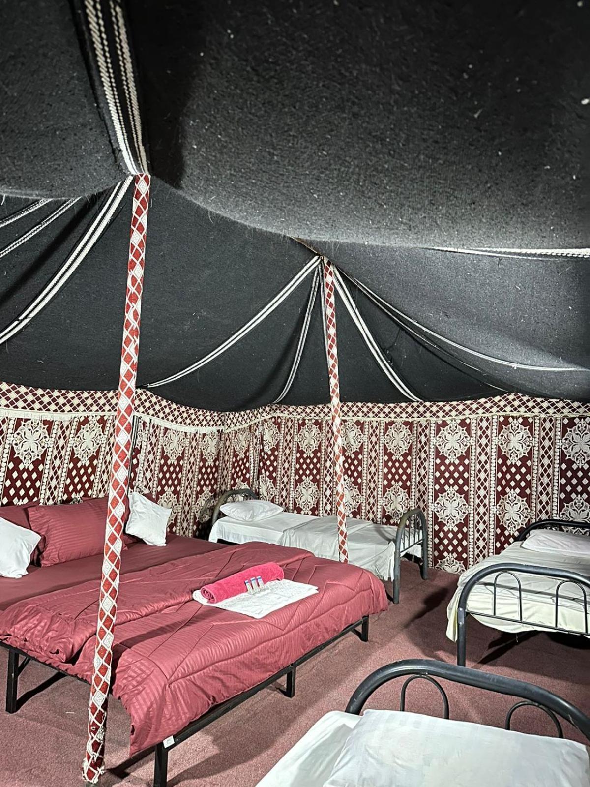 Wahiba Bedouin Rustic Camp Badīyah
